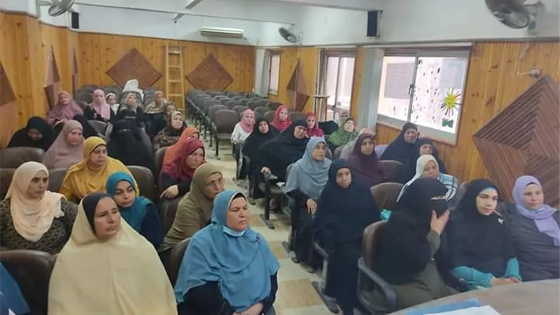 ندوة عن دور التحول الرقمى فى دعم صحة الام والطفل للرائدات الريفيات بكفر الشيخ