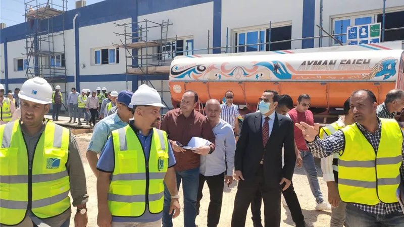 محافظ شمال سيناء يتفقد محطات الكهرباء الجديدة بالعريش