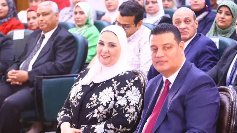 القباج تشهد إجراء القرعة الإلكترونية لاختيار ٣ آلاف حاج من المتقدمين لحج الجمعيات الأهلية