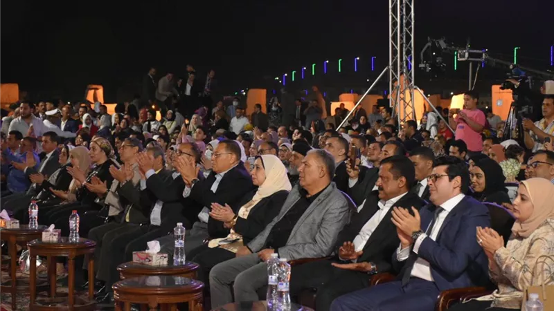 محافظ الشرقية يشهد حفل ختام فعاليات مهرجان تل بسطا للموسيقى والغناء بمدينة الزقازيق