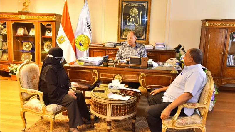 محافظ أسيوط: الصوامع والشون مستمرة في تلقى الأقماح واستقبلت 110 ألف طن حتى اليوم