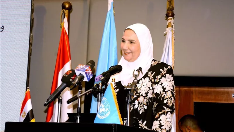 وزيرة التضامن تطلق برنامج 