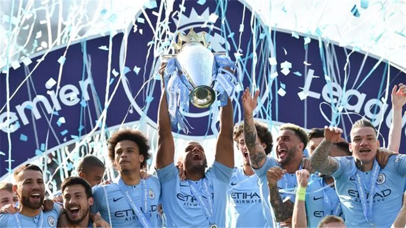 تعرف على أرقام مانشستر سيتي القياسية بعد الفوز بلقب الدوري الاتجليزى