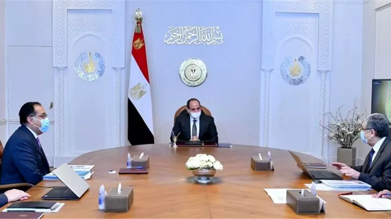 الرئيس السيسي يوجه بضرورة تعظيم المكونات المحلية لمنظومة إنتاج الهيدروجين الأخضر