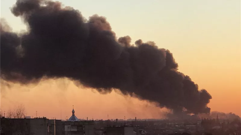 الدفاع الروسية: تدمير مستودع ذخيرة لمدافع هاوتزر أمريكية الصنع في دونباس