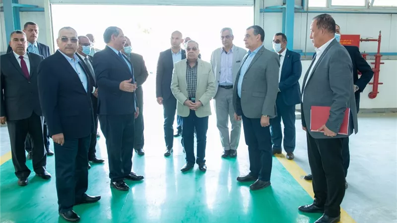 وزير الدولة للإنتاج الحربى يتفقد مشروع إعادة التمركز بشركة هليوبوليس للصناعات الكيماوية ( مصنع ٨١ الحربي)