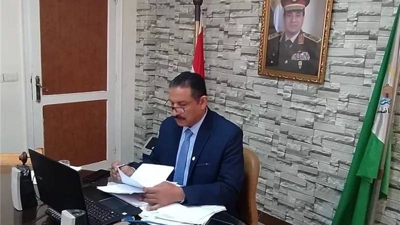 ٥٤ استراحة للملاحظين والمراقبين ورؤساء اللجان للدبلومات الفنية