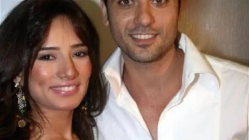 زينة تنتظر حكم المحكمة بزيادة مصروفات ولديها من احمد عز..21 يونيو