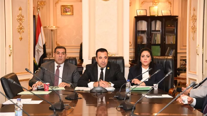 156 مليون جنيه غرامات شركات المحمول .. اتصالات النواب توافق علي موازنة القومي لتنظيم الاتصالات