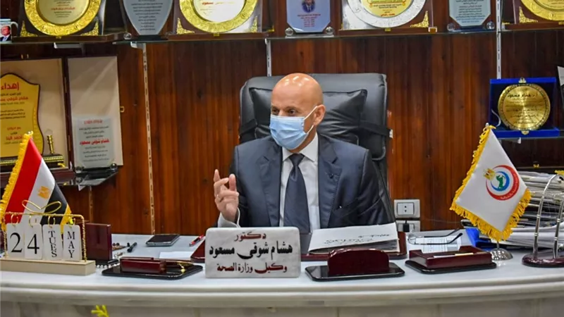 وكيل وزارة الصحة يجتمع بإدارة الزقازيق العام لتطوير الخدمة بالمستشفي