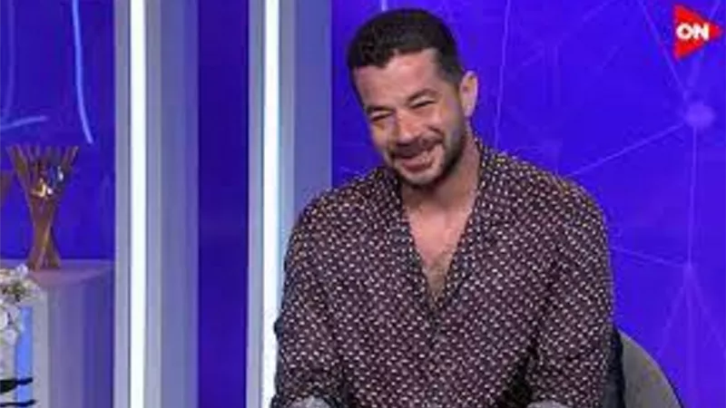 شريف سلامة: 