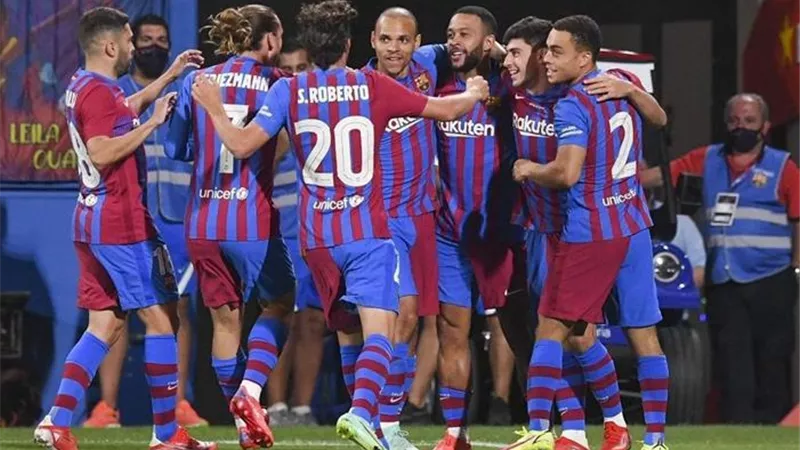 تشافي يعلن تشكيل برشلونة لمواجهة نجوم الدوري الأسترالي