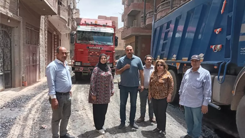 محافظ أسيوط: رصف طريق بني ادريس وتفرعاته بمركز القوصية