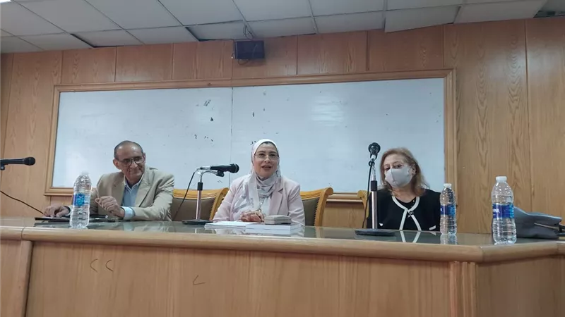 عميد ألسن عين شمس تحتفل بإصدار العدد الـ 16 من مجلة الألسن للترجمة