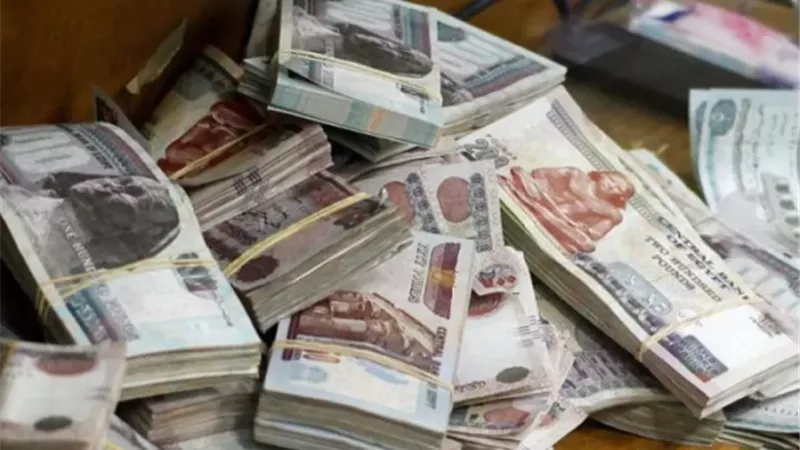 بالإنفوجراف.. ارتفاع السيولة المحلية خلال شهر مارس 2022