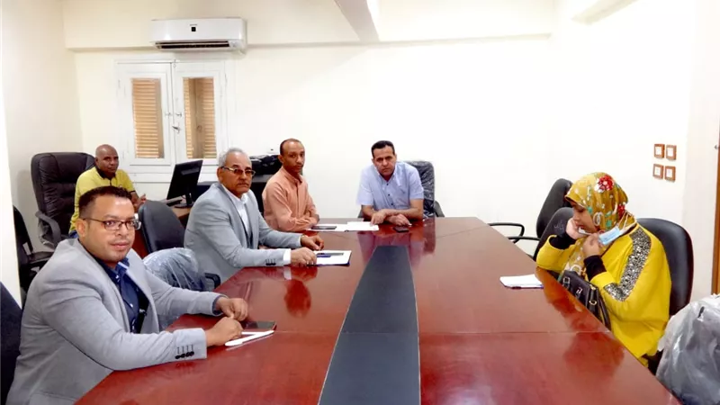 رئيس مدينة الأقصر يشكل لجنة للتفتيش الدوري على المحال التجارية والمطاعم والمقاهى