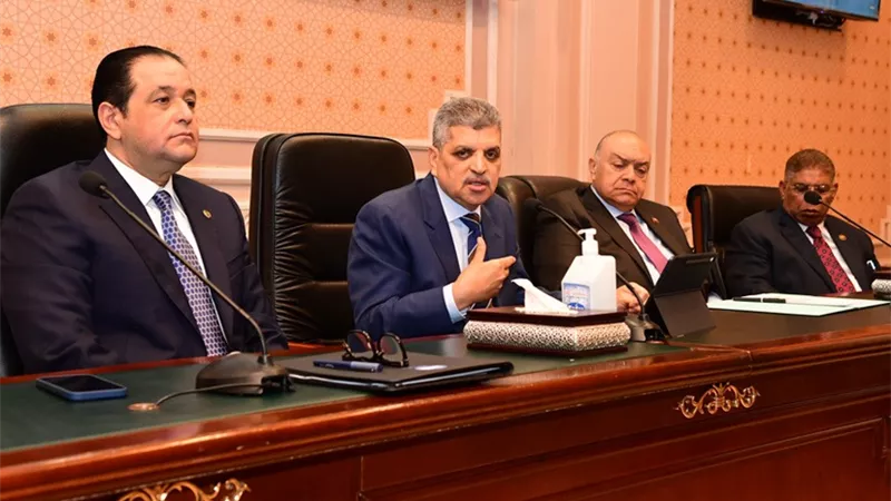 علاء عابد: قناة السويس حققت انجازات رغم كل التحديات