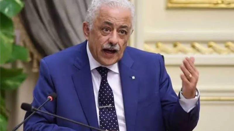 شوقي لغرفة عمليات الجمهورية اونلاين: الورق الابيض للمسودات في كراسة الاسئلة وليس في مجلدات المفاهيم
