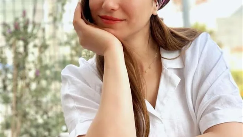 ملامح هادئة.. هلا السعيد تتألق في أحدث صورتين ..شاهد