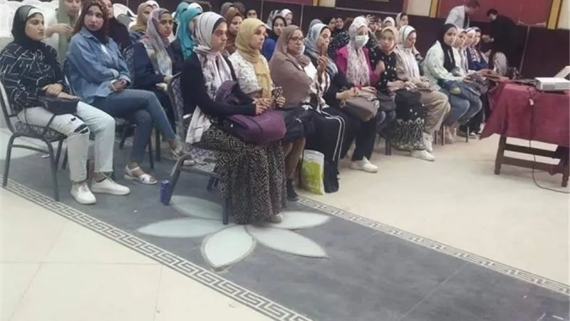الشرقية تطلق قوافل تعليمية لطلاب الثانوية العامة في فاقوس والحسينية ..صور