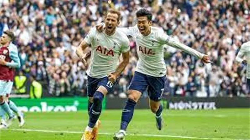 توتنهام يحصد جائزة أفضل ريمونتادا فى الدورى الإنجليزى