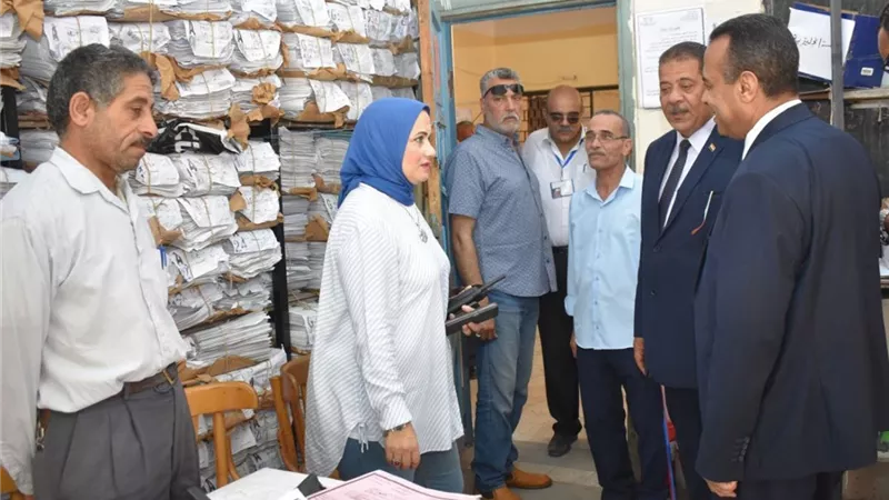 وكيل تعليم الاسكندرية تتفقد اعمال لجان النظام والمراقبة للشهادة الاعدادية