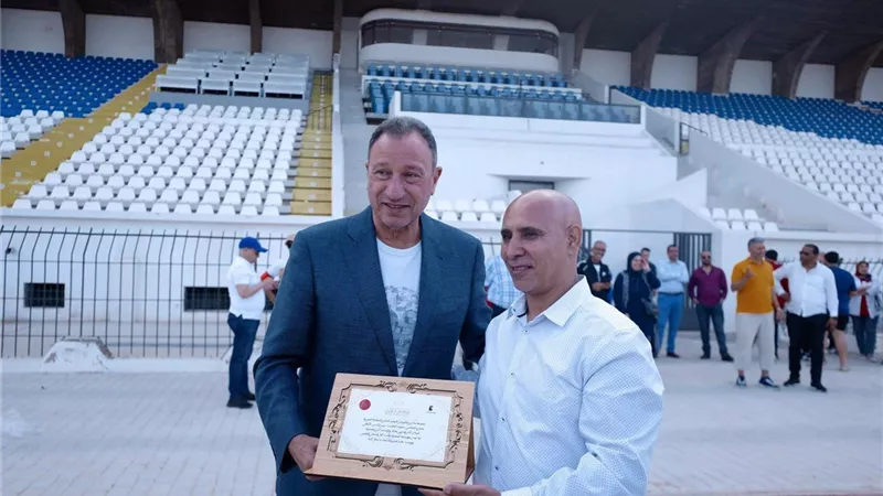 الجالية المصرية بالمغرب تكرم الكابتن محمود الخطيب