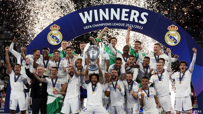 موعد مباراة ريال مدريد وآينتراخت فرانكفورت فى السوبر الاوروبى