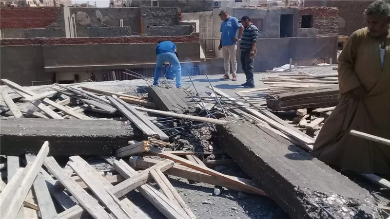 محافظ أسيوط: تكثيف حملات التصدي لأعمال البناء المخالف وإزالات فورية لأدوار مخالفة بحي شرق