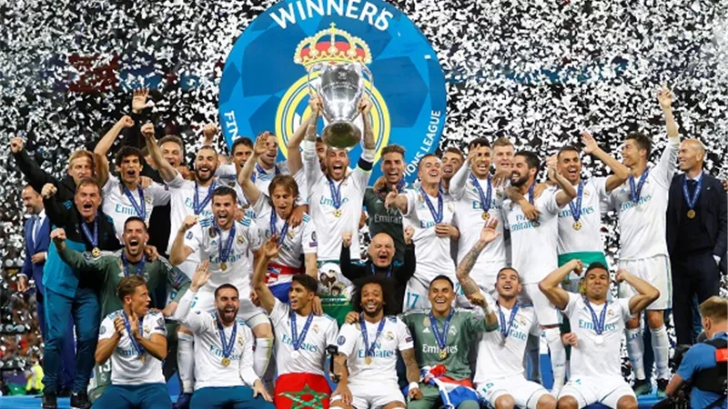 ليس محمد صلاح.. يويفا يكشف عن قائمة احسن لاعب فى نهائى دورى ابطال اوروبا