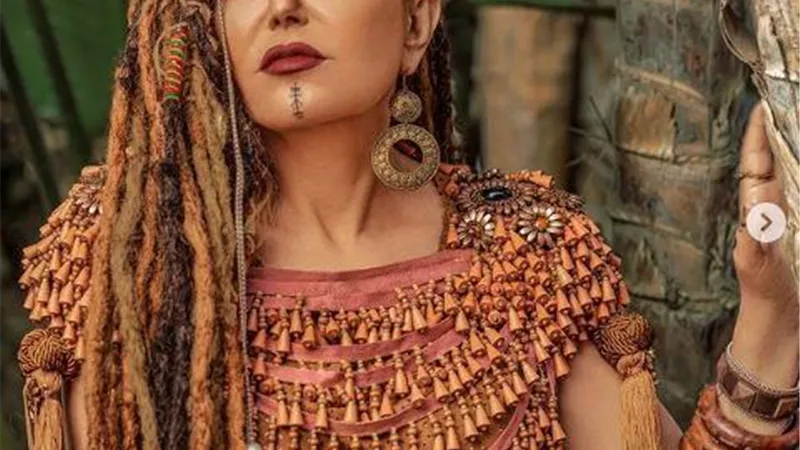 بعد عودتها للغناء المغربى ..نجل سميرة سعيد : دائما فخور وسعيد بنجاحك _صور
