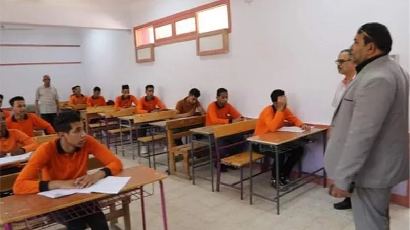 الدبلومات الفنية تتلقي كل الرعاية والخدمات فى ١٣ لجنة امتحانية بالوادى الجديد