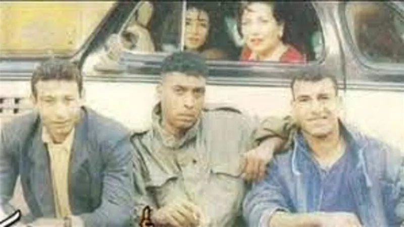 صورة من الذكريات تجمع محمد لطفى واحمد زكى