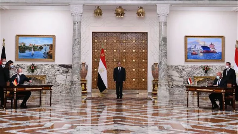 بالفيديو.. مشروع القطار الكهربائى السريع الأضخم في العالم وفى تاريخ 