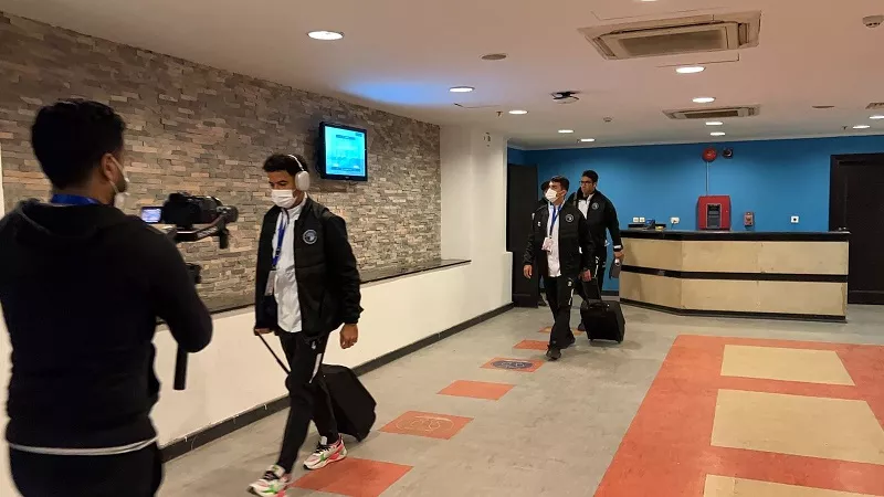 بيراميدز يصل ملعب المباراة لمواجهة المصرى بالدوري