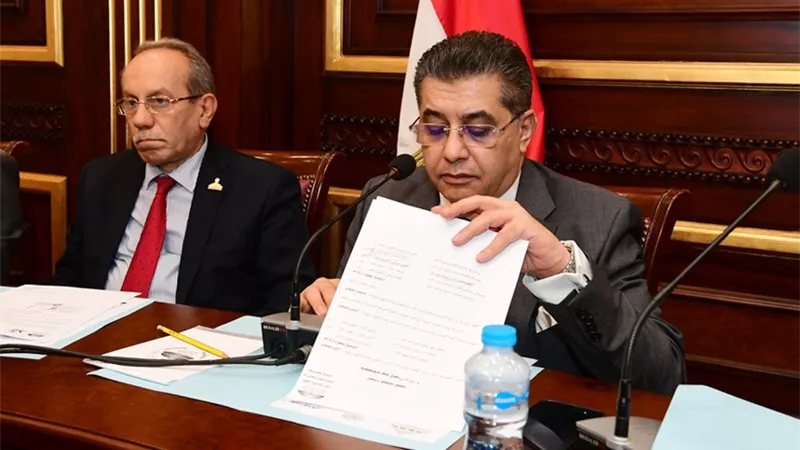 صحة الشيوخ : إنشاء بنك للعيون تابع لوزارة الصحة يقضي على طابور قوائم انتظار