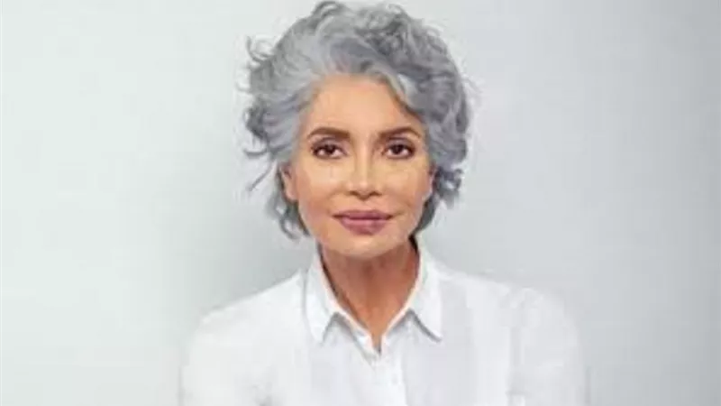 بصورة ابيض فى اسود.. سوسن بدر تبهر جمهورها باحدث ظهور