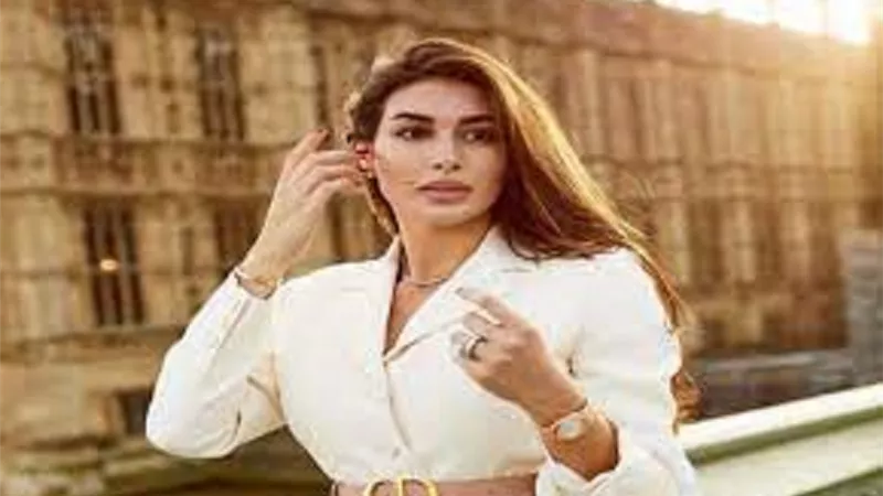 اطلالة صيفية لـ ياسمين صبرى فى المحيط الهندي.. صور
