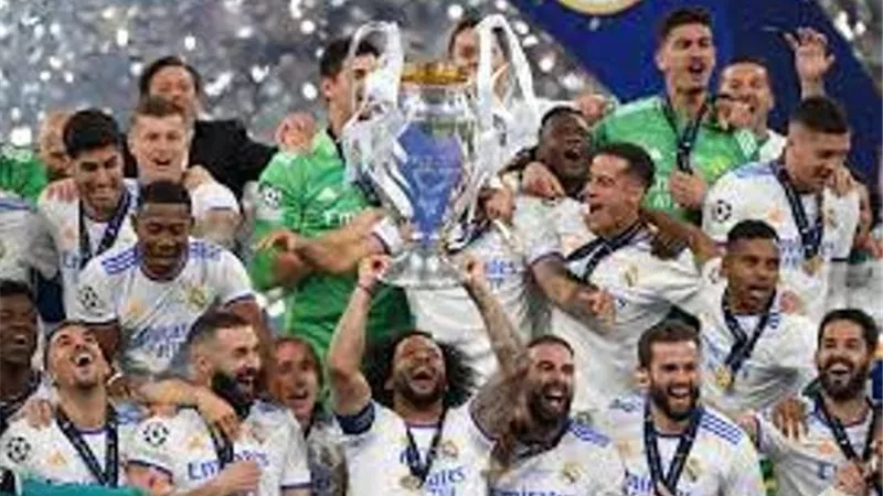 بيليه يوجه رسالة عاجلة للاعبي ريال مدريد