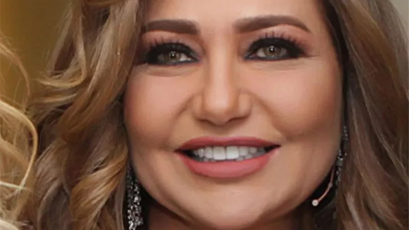 ليلى علوي توجه رسالة للفائزين بمهرجان كان السينمائي