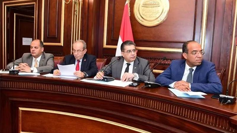 رئيس صحة الشيوخ يطالب بسرعة إمداد مستشفى القنايات بالأجهزة المطلوبة