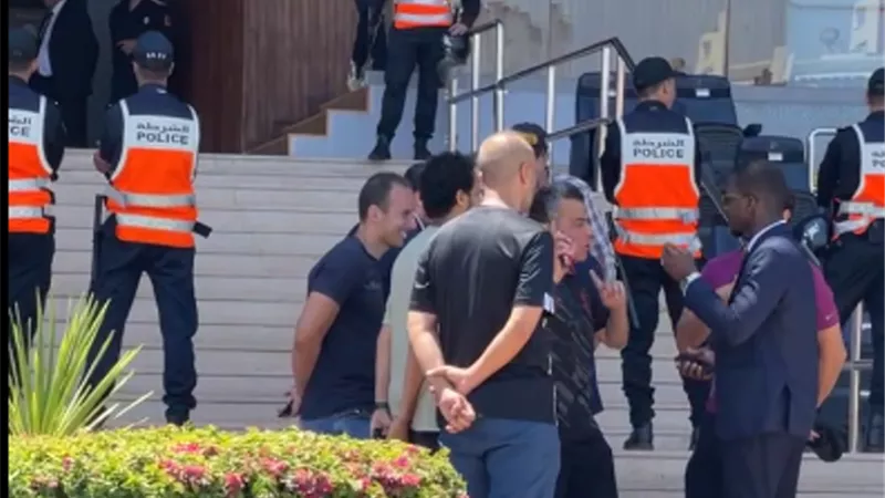 شاهد.. مسئولو الأهلى يتفقدون ملعب محمد الخامس قبل مواجهة الوداد