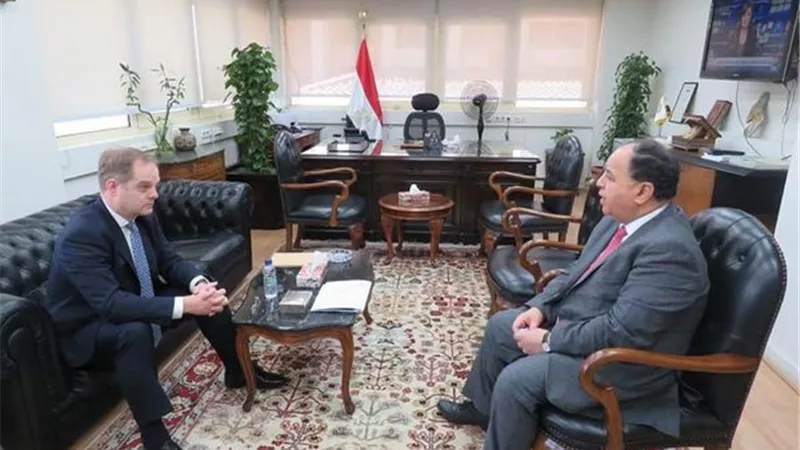 السفير البريطاني بالقاهرة: مصر أصبحت «وجهة رئيسية» للاستثمارات البريطانية بالشرق الأوسط