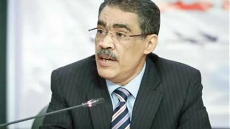 رئيس الهيئة العامة للاستعلامات: اهتمام الدولة بالصناعة يدعم النمو وفرص العمل