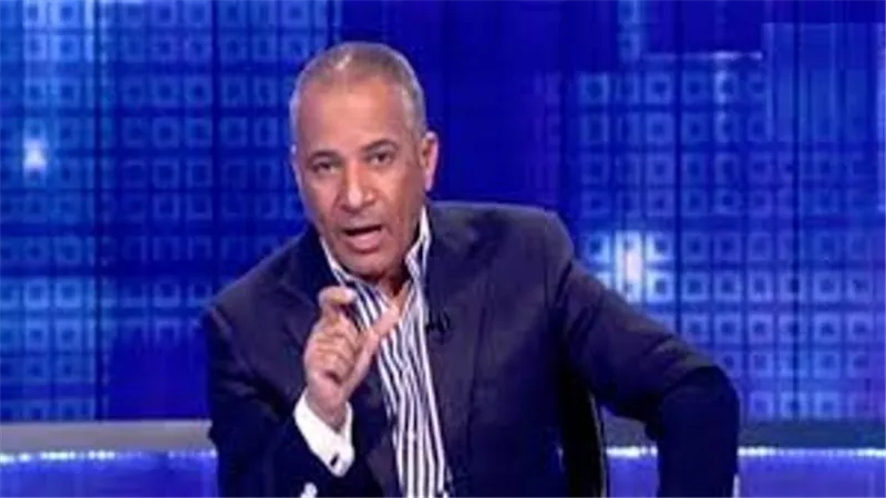 أحمد موسى: تسليم أجولة القمح في مديريات الزراعة يهدر وقت الفلاحين