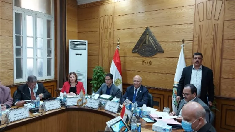 رئيس جامعة بنها: رفع الطوارئ وإلغاء الإجازات استعداداً لامتحانات الفصل الدراسي الثاني