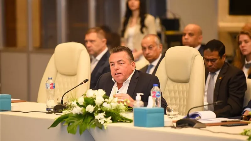 خبراء مصر بالخارج يتحدثون عن جذب الاستثمارات الخضراء بمصر