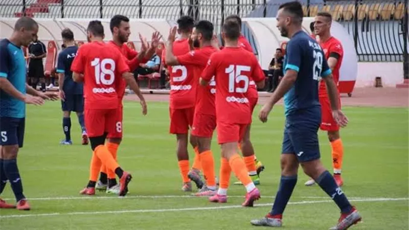 الدوري الجزائرى .. فوز مولودية وهران والنادى القسنطيني على شبيبة الساورة وسطيف