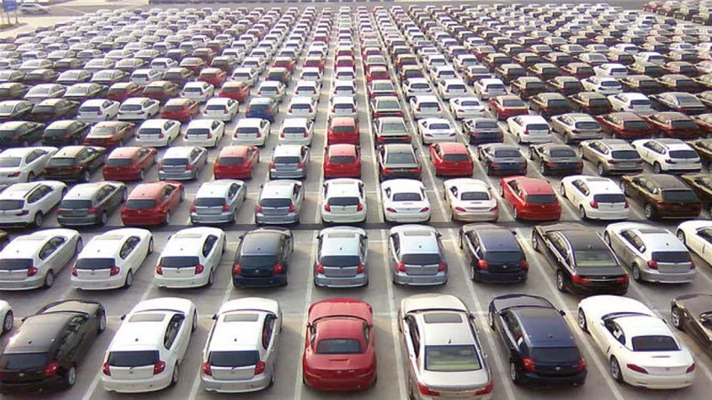 20 % زيادة في الأسعار.. الفترة المقبلة صعبة على تجار ومستهلكي السيارات