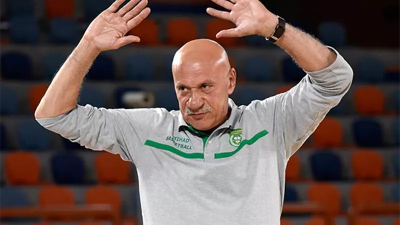 مدرب سلة الزمالك: البعض يصور العلاقة بيني وبين اوجستي على أنها معركة